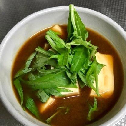 夕食スープに美味しくいただきました✨
水菜好きなので嬉しいレシピです(*´꒳`*)